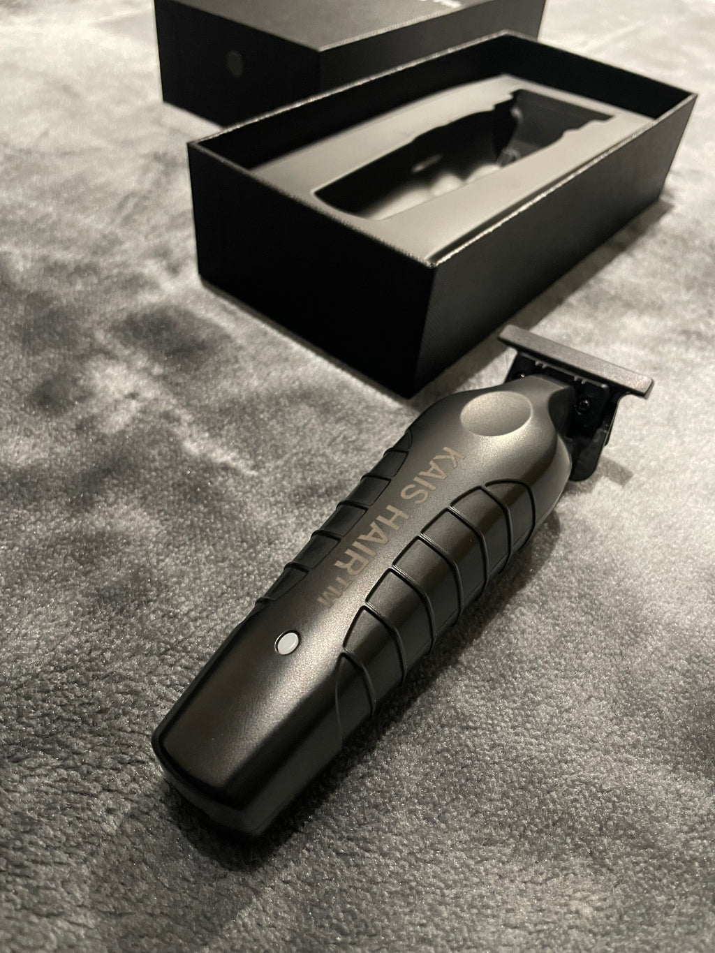 Tondeuse de Précision Professionnelle KAIS HAIR™ – Lames Metallurgy & Puissance Pro