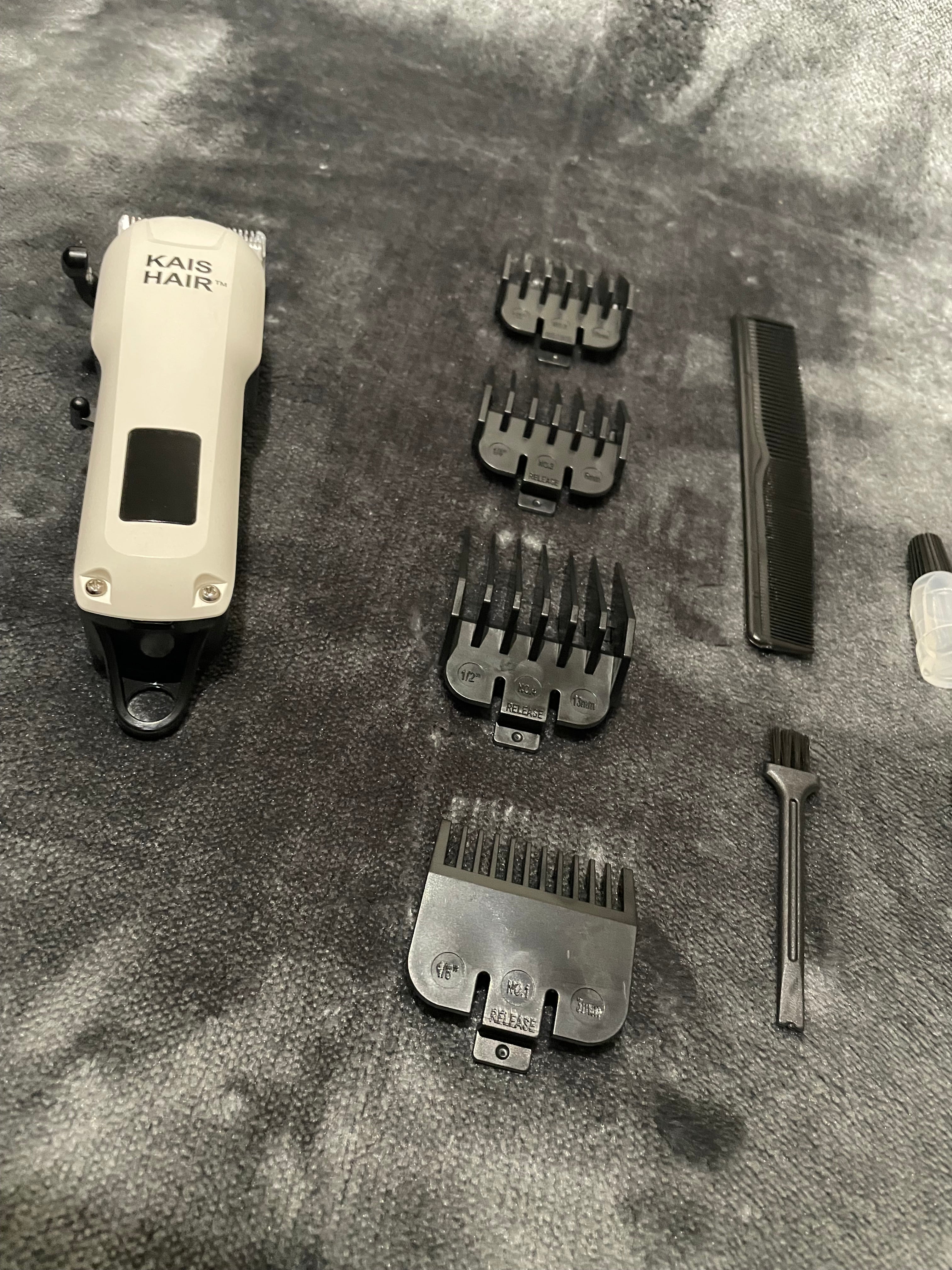 KAIS HAIR™ – Tondeuse Sans Fil Pro à Lame Acier & Écran LCD